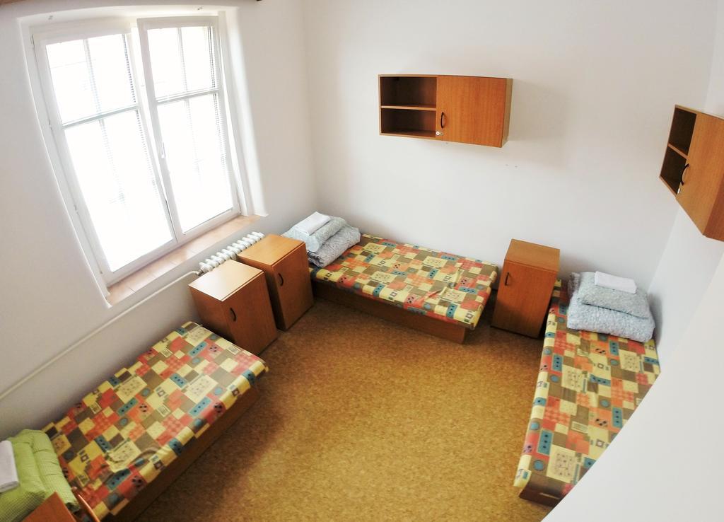 Dizzy Daisy Hostel Praha Rom bilde